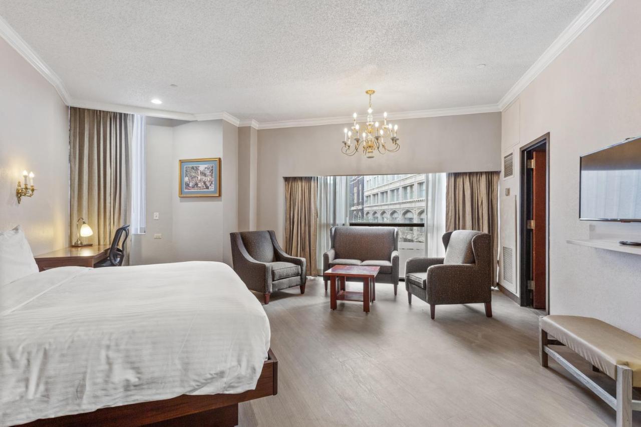 Wyndham Garden Baronne Plaza Hotel New Orleans Buitenkant foto