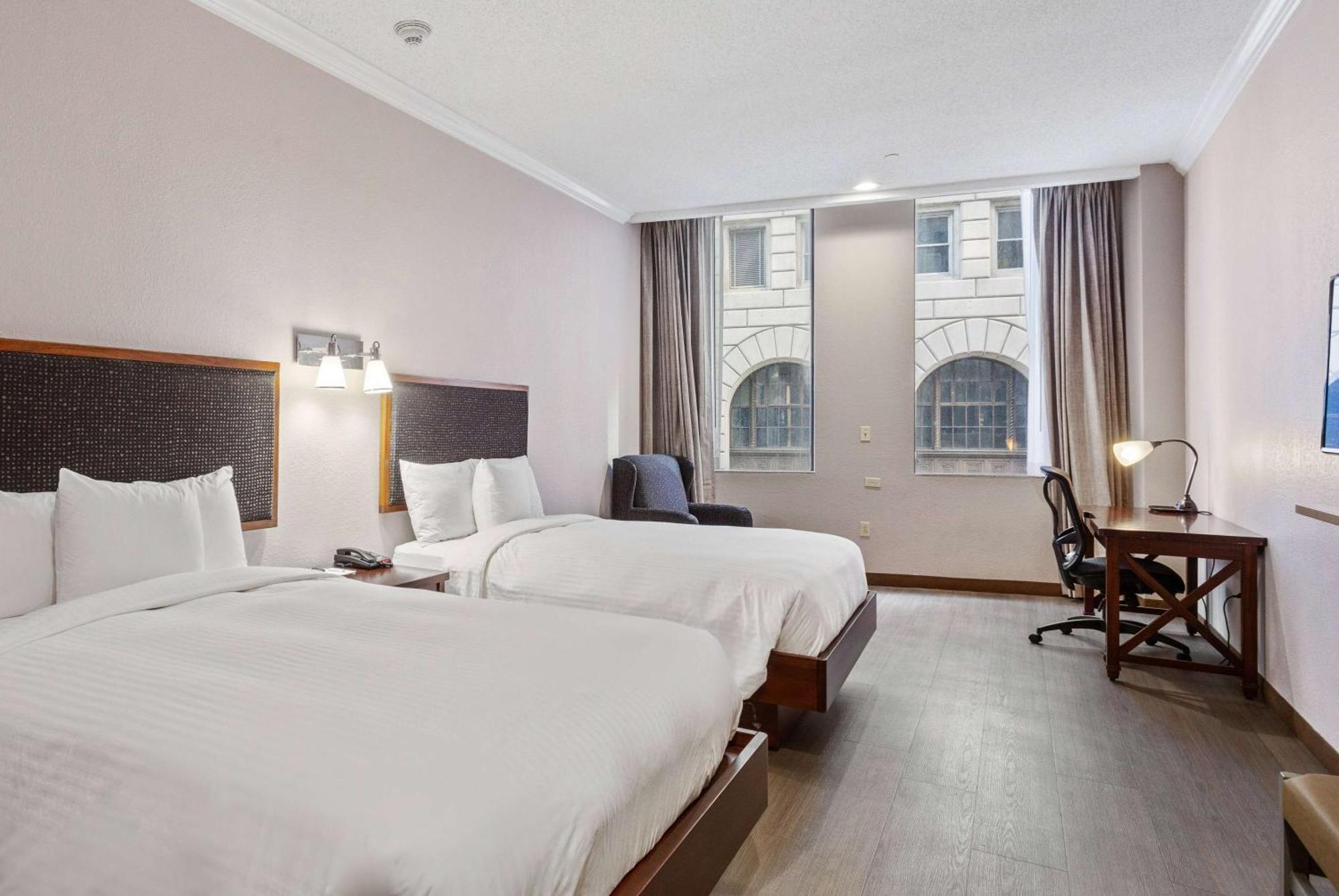 Wyndham Garden Baronne Plaza Hotel New Orleans Buitenkant foto