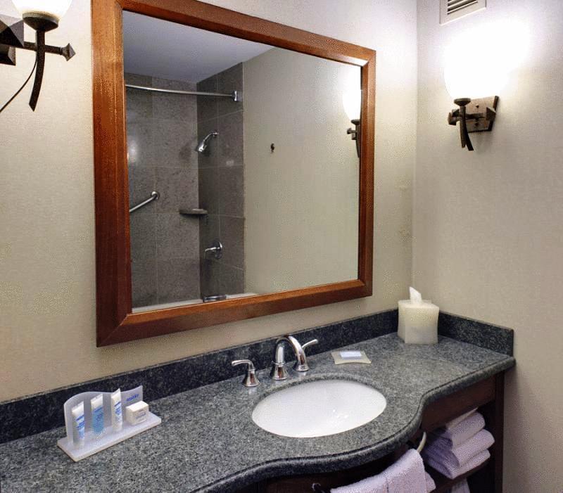 Wyndham Garden Baronne Plaza Hotel New Orleans Buitenkant foto